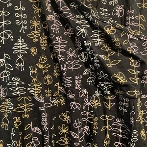 Floral Patterned Effie’s Heart Black Dress